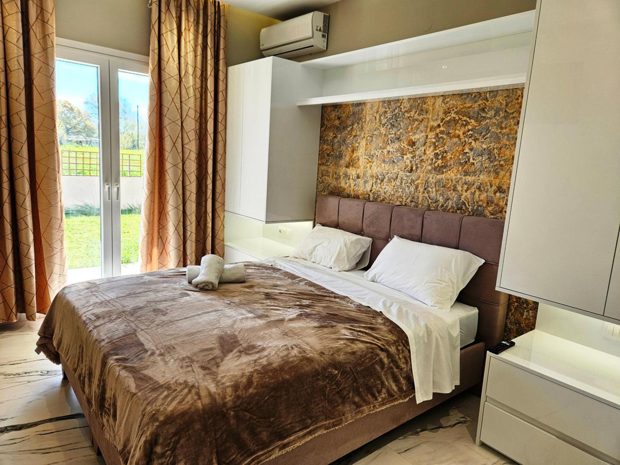 Evelina Luxury Suites In Corfu Ипсос Экстерьер фото