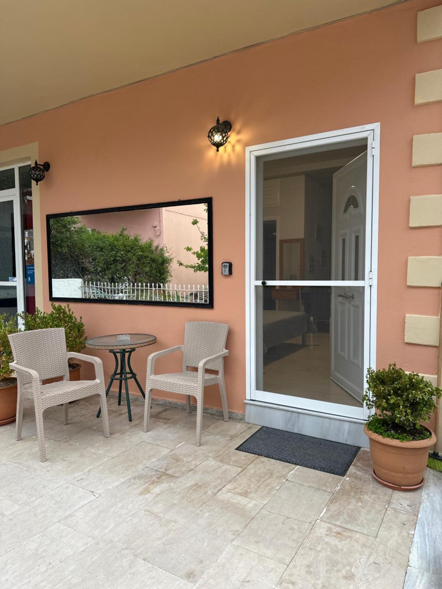 Evelina Luxury Suites In Corfu Ипсос Экстерьер фото